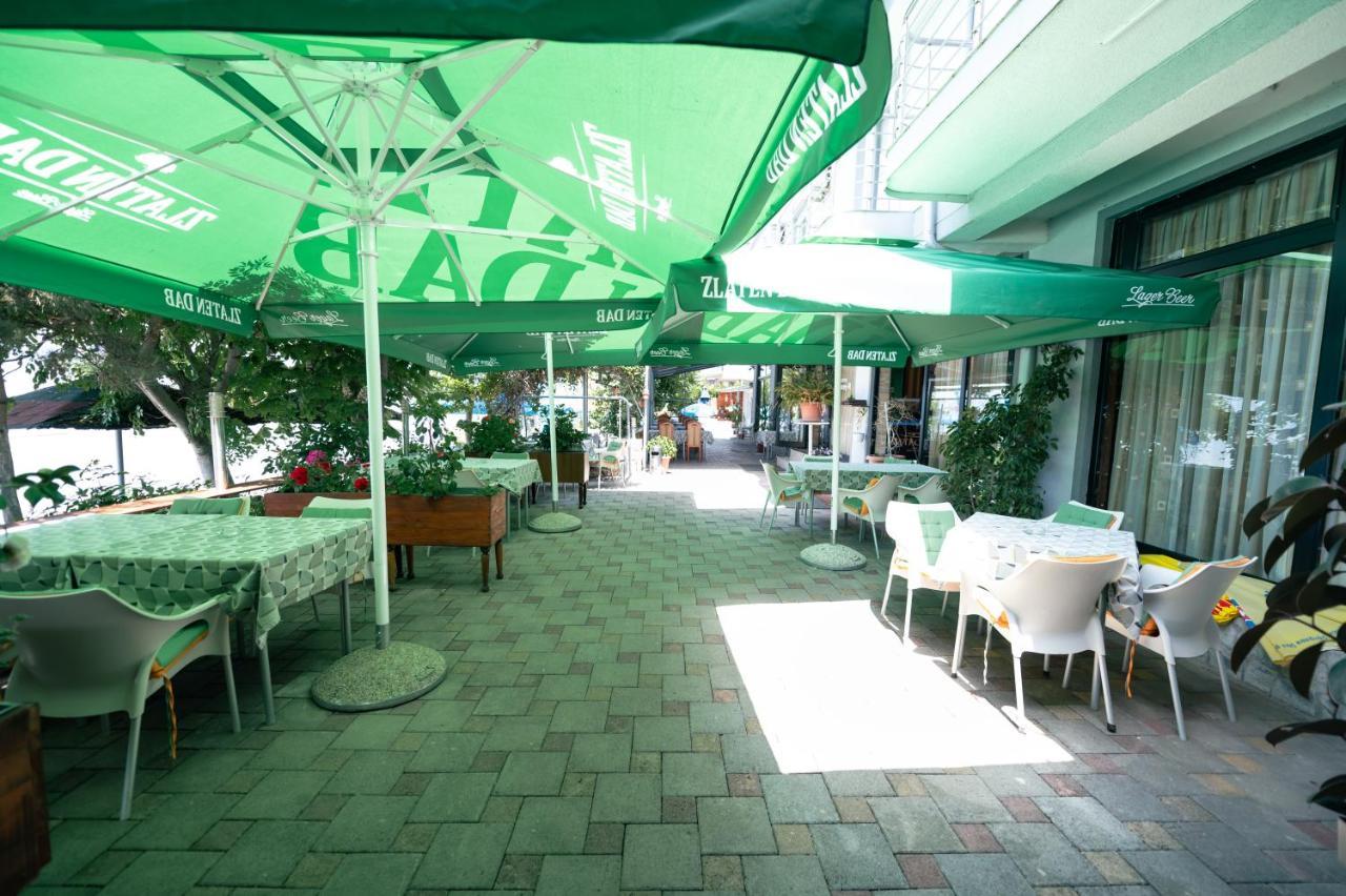 Hotel Holiday-M Ohrid Exterior photo