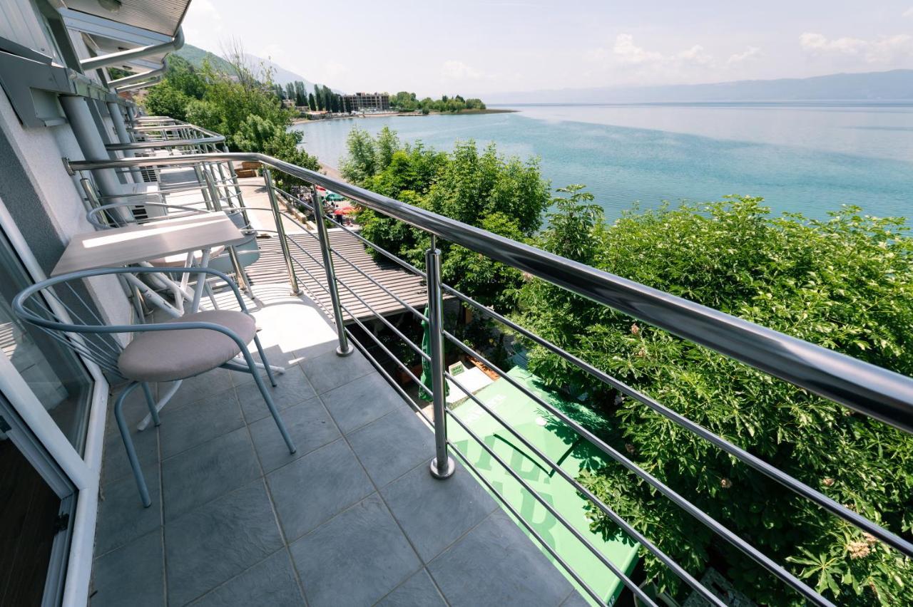 Hotel Holiday-M Ohrid Exterior photo
